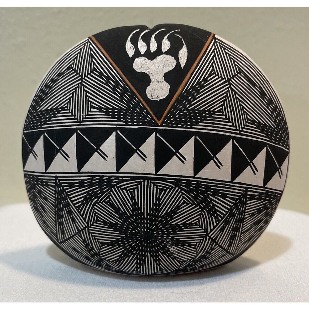 Pueblo Native American Fine Lined Seed Bowl by Brian Delorme SKY CITY Acoma N.M.